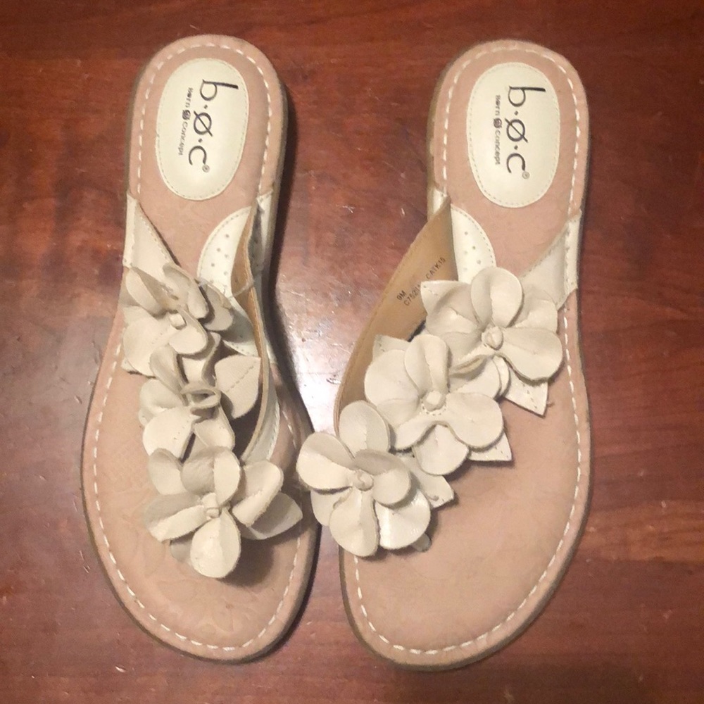 BOC sandals ladies size 9